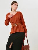 золотисто оранжевый