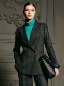 тёмный серый