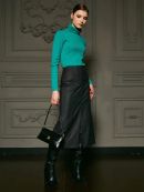 тёмный серый