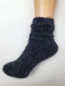 темно-серый