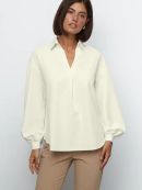 молочно белый