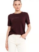 коричневый