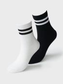 черный,белый