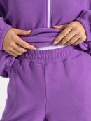 фиолетовый