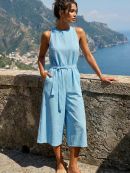 полоска на голубом