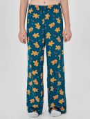 праздничные печеньки на зеленом