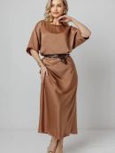 коричневый