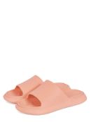 коралловый