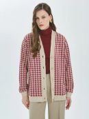 ярко розовый