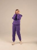 фиолетовый