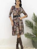 коричневый