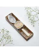 серебристый