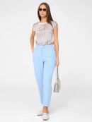 небесно голубой